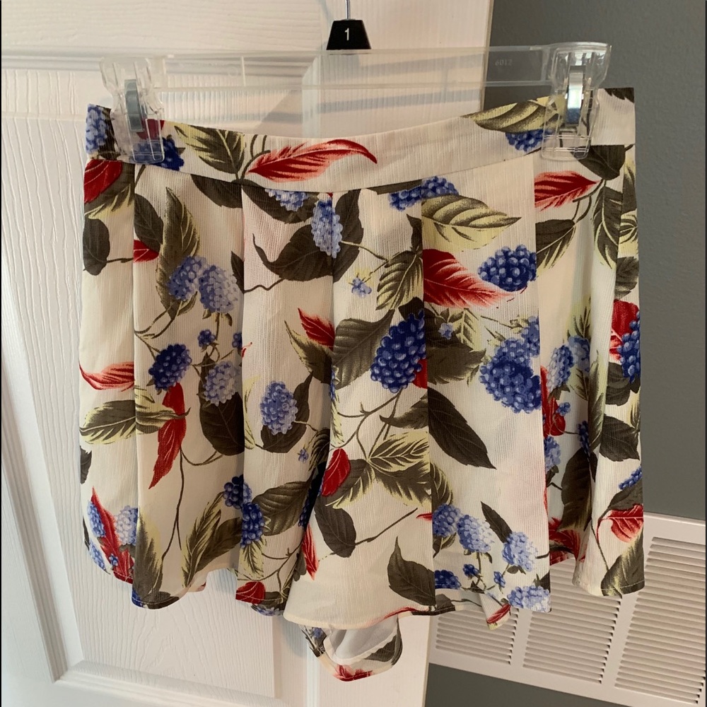 Patterned shorts